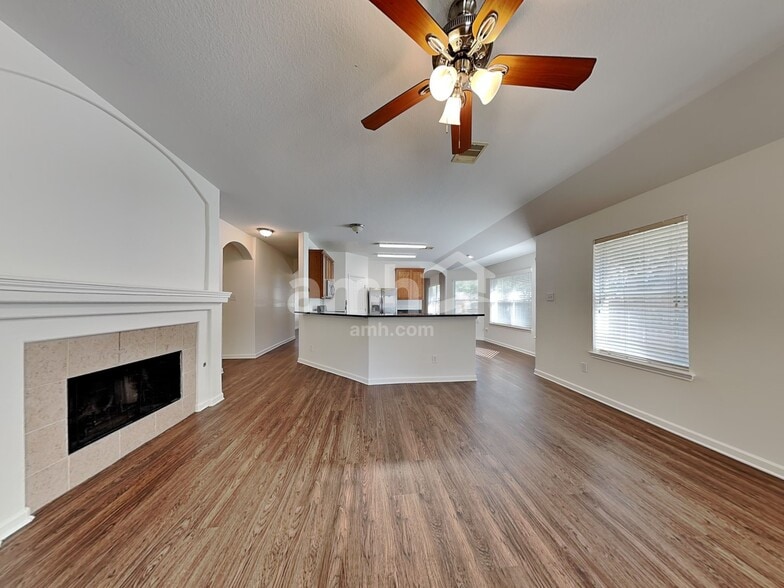 Building Photo - 4910 Monarch Meadow Ln