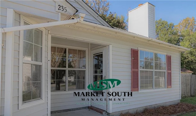 Building Photo - 3 Bedroom Beauty in Laurelwood Plantation- SPECIAL OFFER!!!