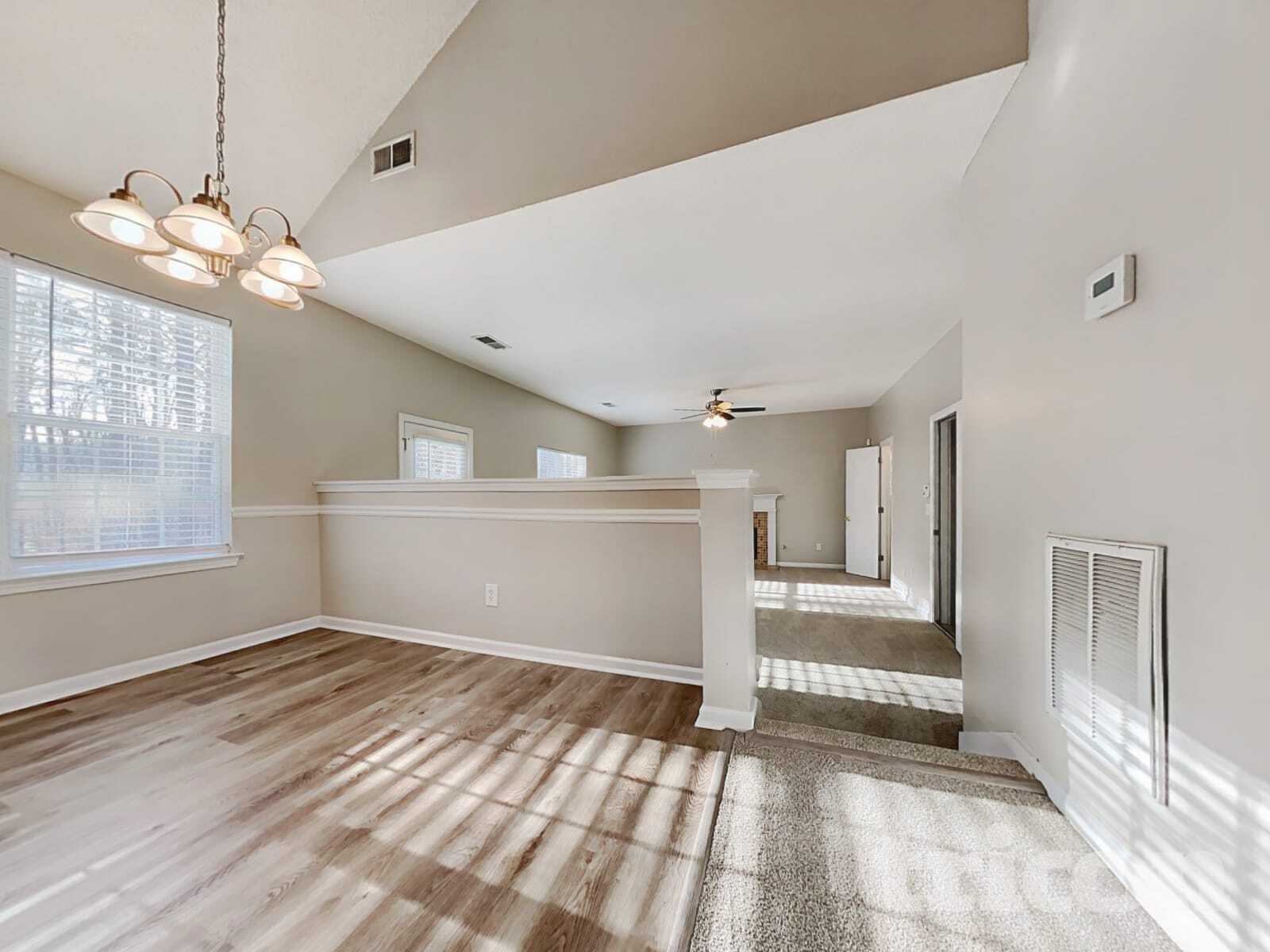 Building Photo - 3510 Cameo Ct