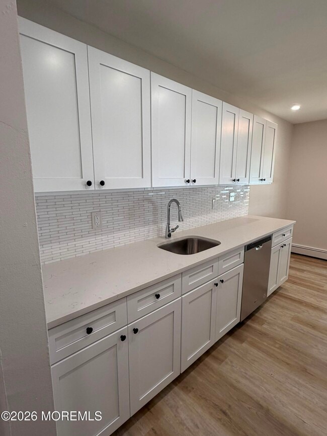 Building Photo - 48 Stonehurst Blvd