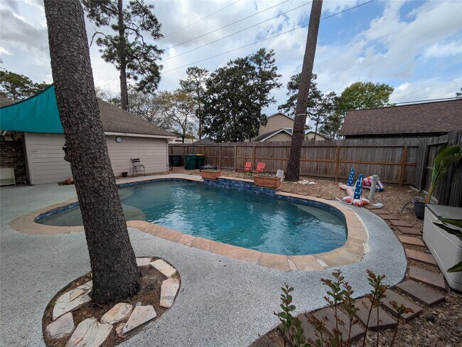 Building Photo - 9222 Symphonic Ln