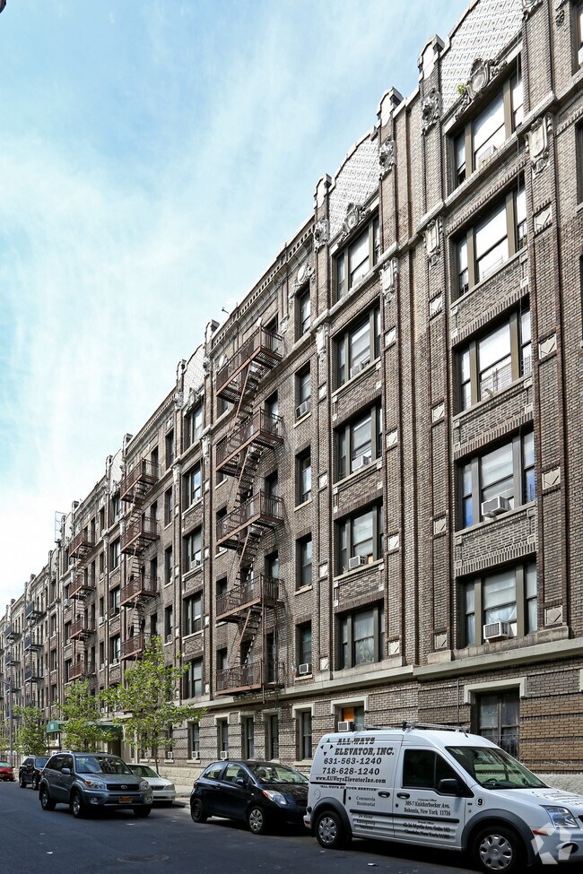 Primary Photo - 655 W 160th St