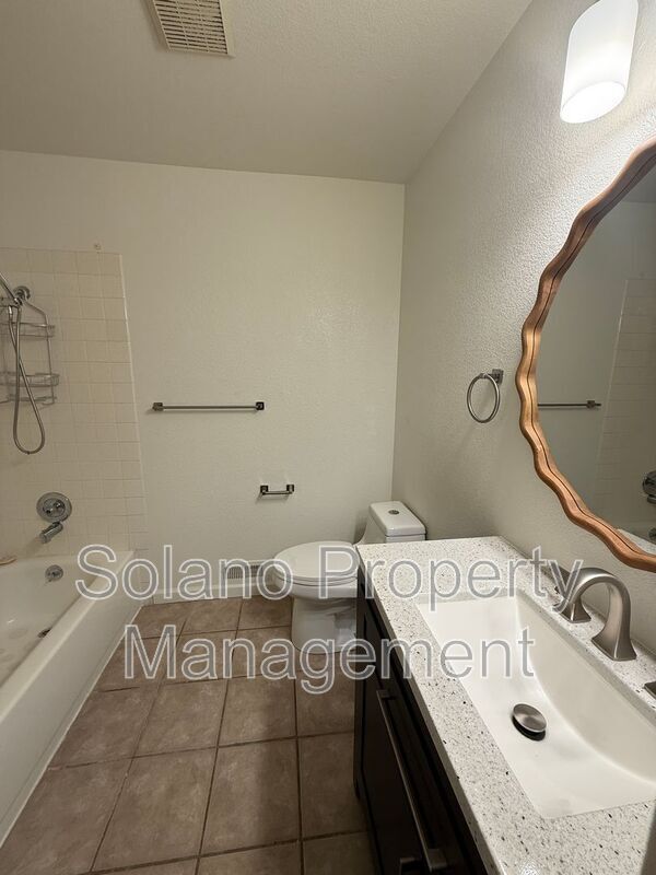 Building Photo - 3401 Norwalk Pl