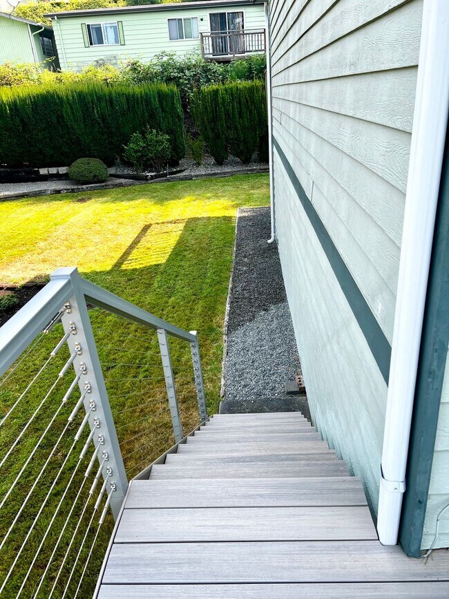 Building Photo - **** Application pending ****