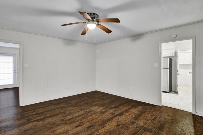 Building Photo - Beautiful Home in Jackson!