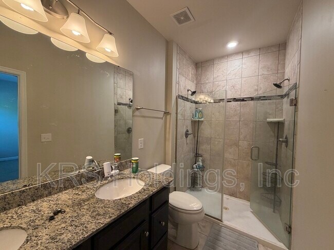 Building Photo - 308 Covington Dr