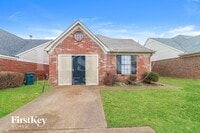 Building Photo - 4458 Shadow Creek St