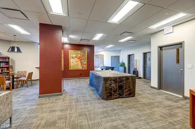 Building Photo - 3660 N Lake Shore Dr