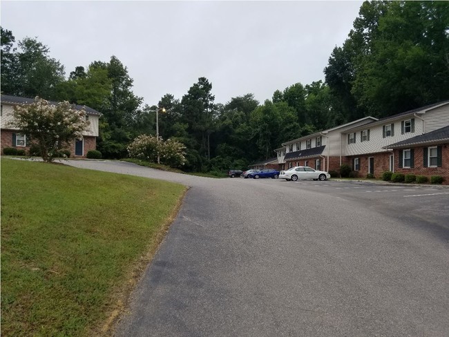 Primary Photo - Colony West Apartments