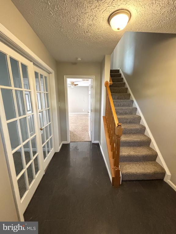 Building Photo - 110 Raquel Ct