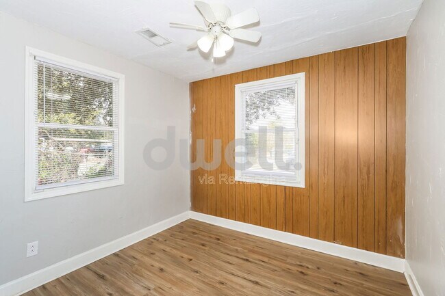 Building Photo - 1918 Dabney Dr