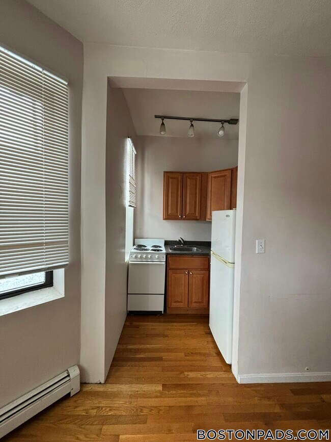 Building Photo - 67 S Huntington Ave