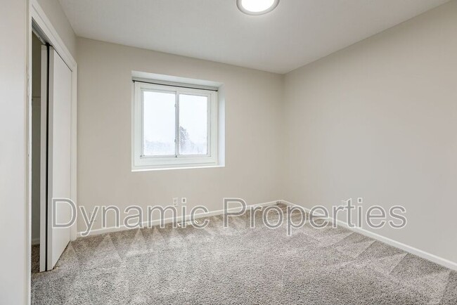 Building Photo - 7926 Primrose Ct