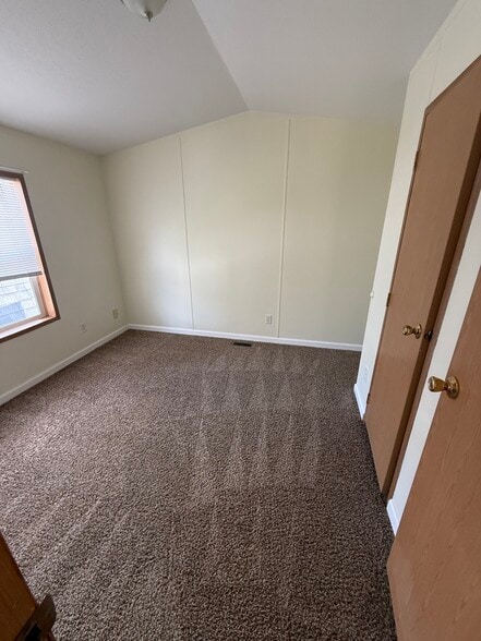 Building Photo - 6 Horner Dr