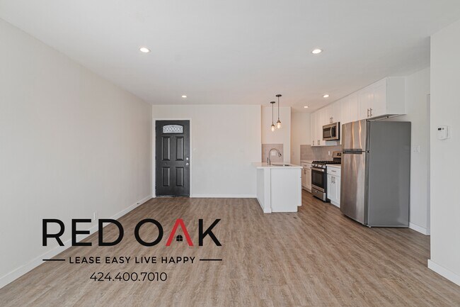 Building Photo - 1751 Cabrillo Ave