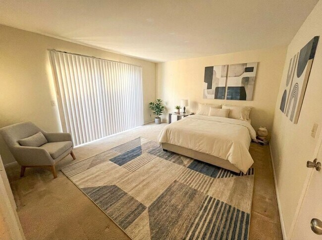 Building Photo - NOK