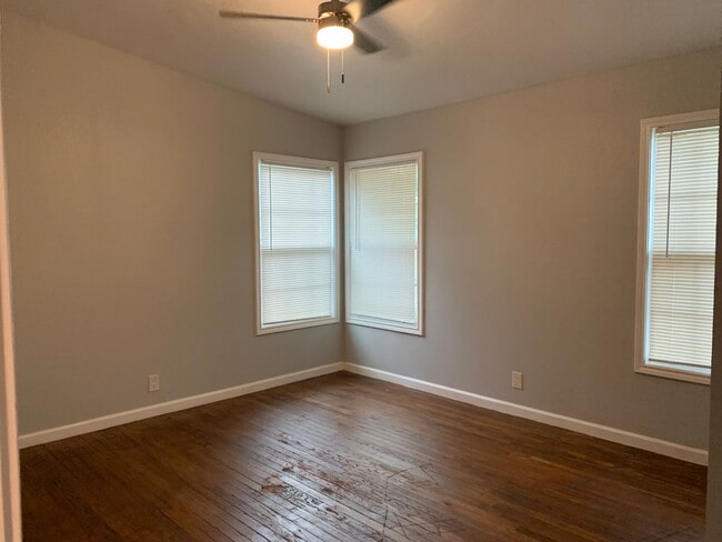 Building Photo - 5934 Lucille Dr