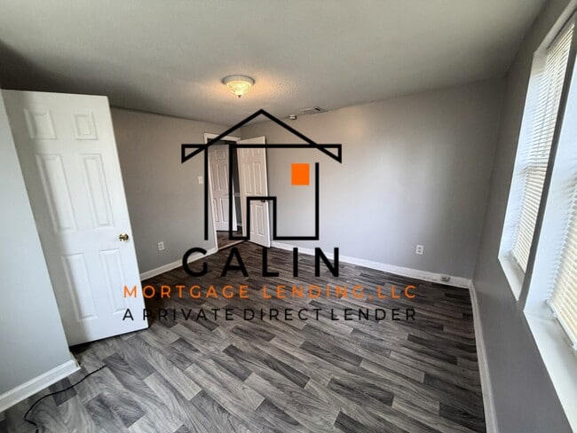 Building Photo - 206 Ferrill St