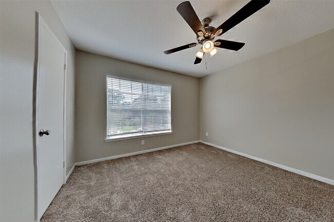 Building Photo - 12618 Duchess Ln