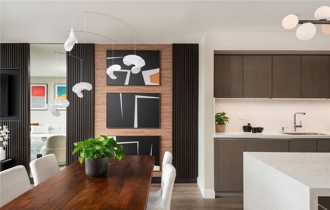 Building Photo - 380 Cordova St