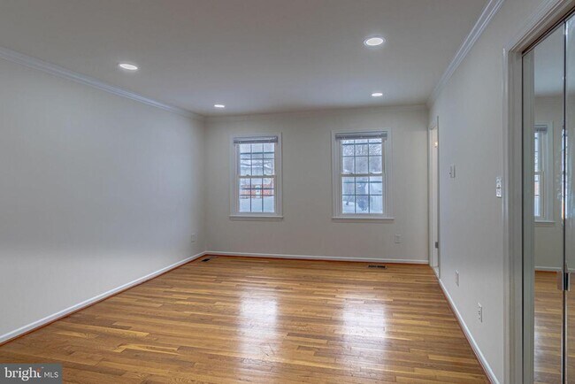 Building Photo - 7885 Godolphin Dr