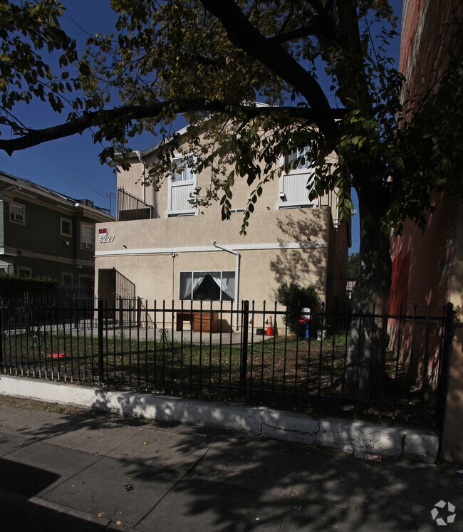 Building Photo - 5227 Monte Vista St