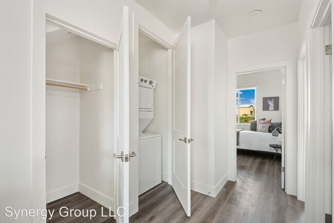 Building Photo - 2 br, 1 bath House - 2081 Landen Lane