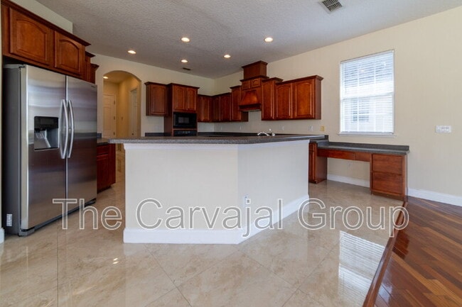 Building Photo - 16114 Bristol Lake Cir