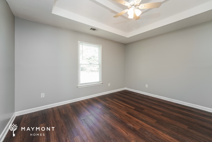 Building Photo - 155 Woodcrest Dr
