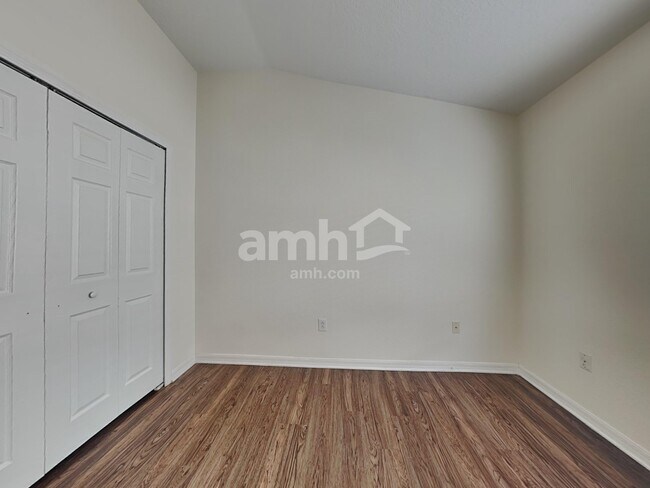 Building Photo - 4340 Country Hills Blvd