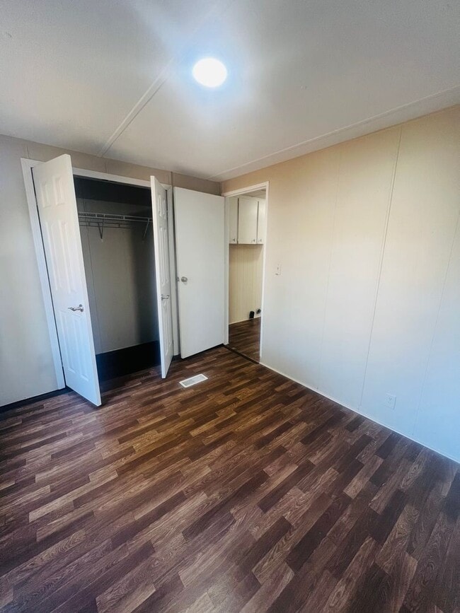 Building Photo - Charming 3-Bedroom – Water Included!