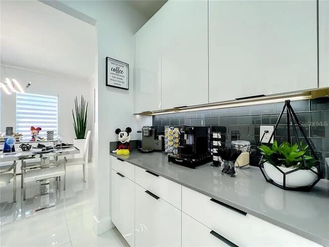 Building Photo - 2143 Camden Loop