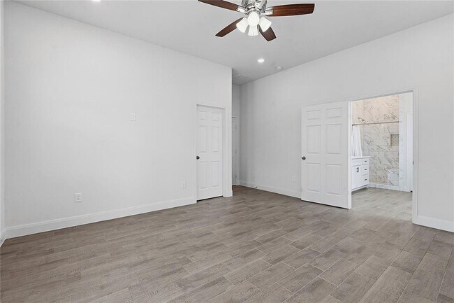 Building Photo - 112 Margarita Dr