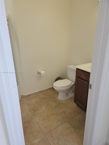 Building Photo - 10870 NW 88th Terrace