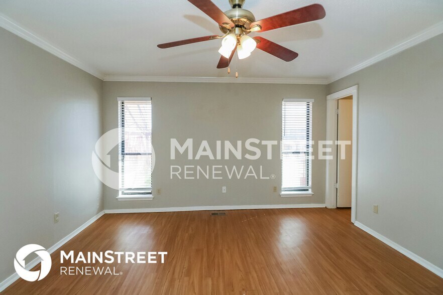 Building Photo - 11332 N Markwell Ave