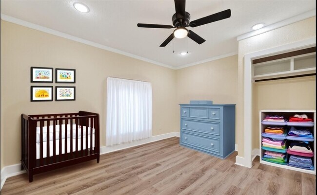 Building Photo - 2725 Avenue F