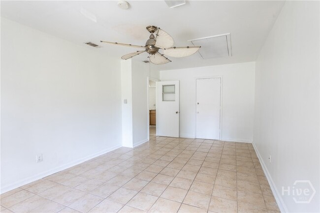 Building Photo - 5 Ossabaw Rd