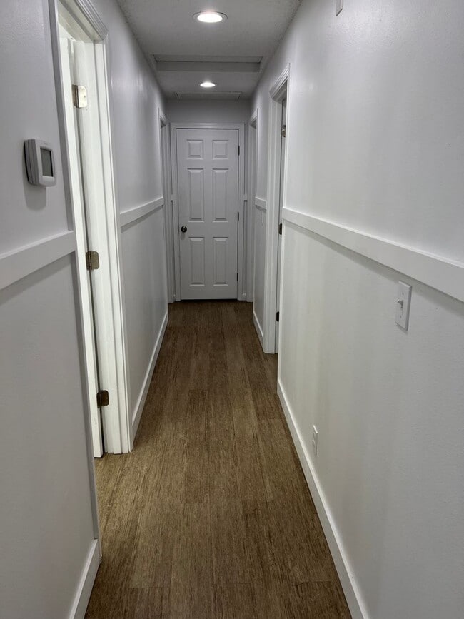 Building Photo - Beautiful 3 bedroom 2 bath house in Eugene!