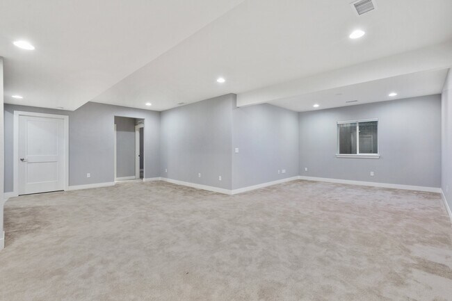 Building Photo - 4831 Basalt Ridge Cir