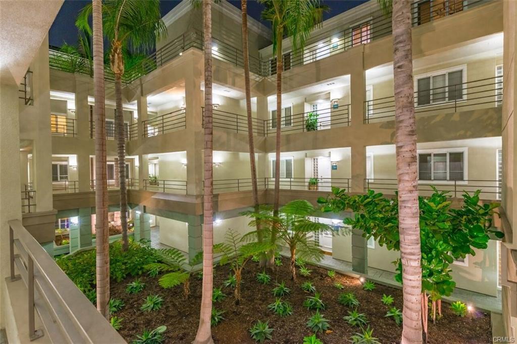 Building Photo - 2243 Martin