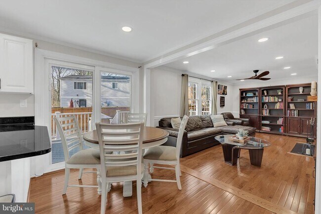 Building Photo - 8271 Raindrop Way