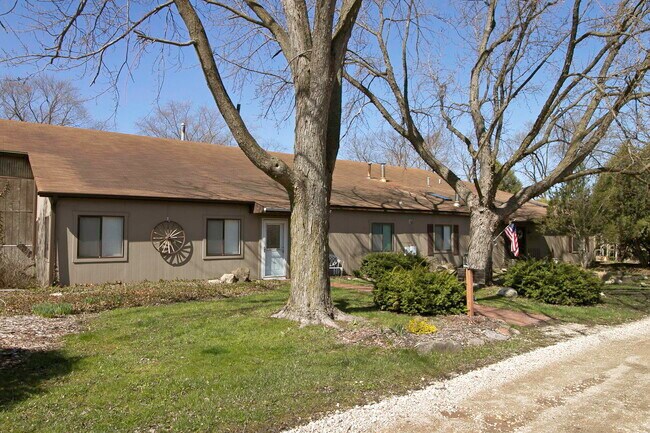 Building Photo - 859 Old Kirk Rd