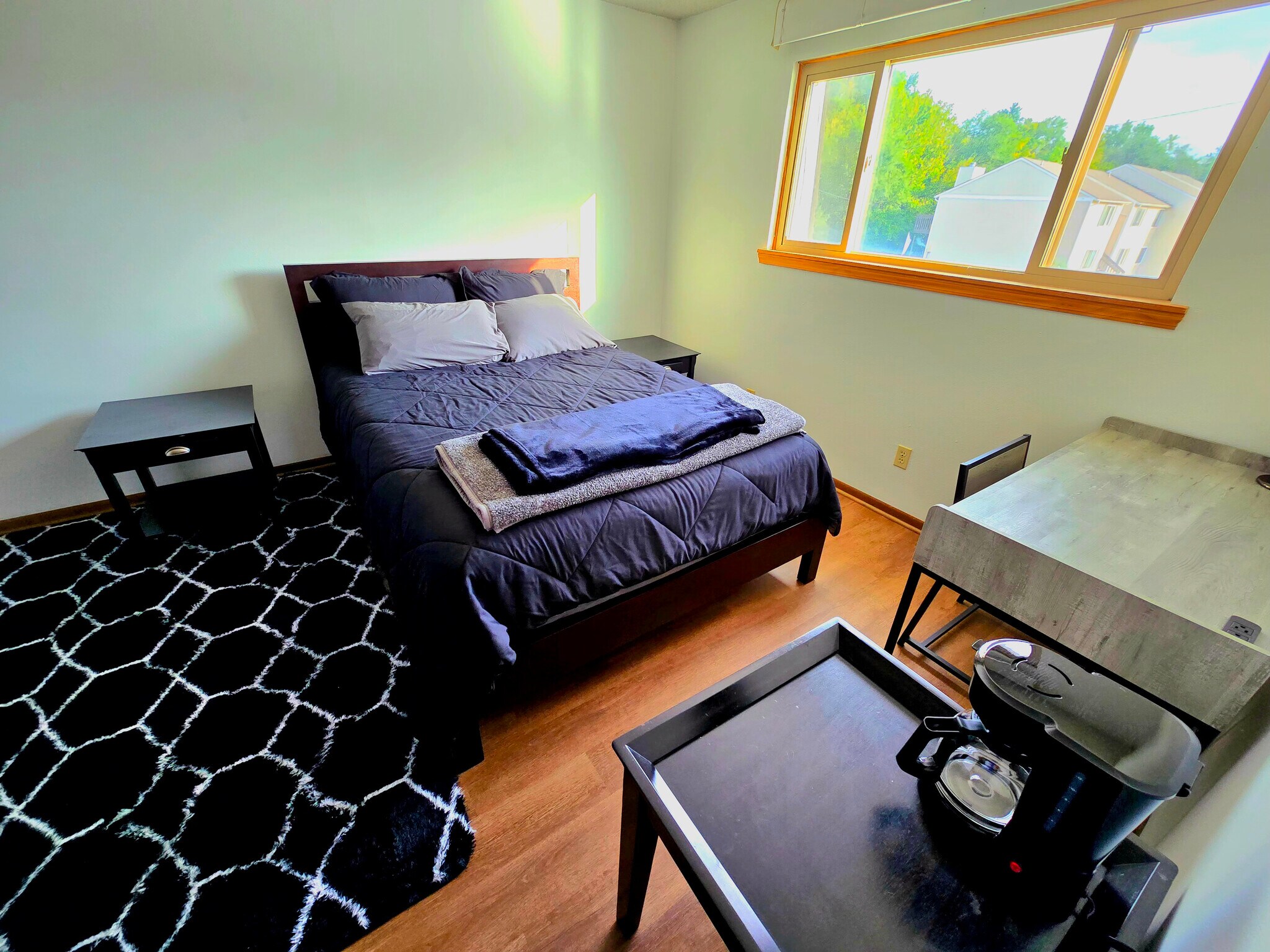 Building Photo - 3034 SW Lydia Ave