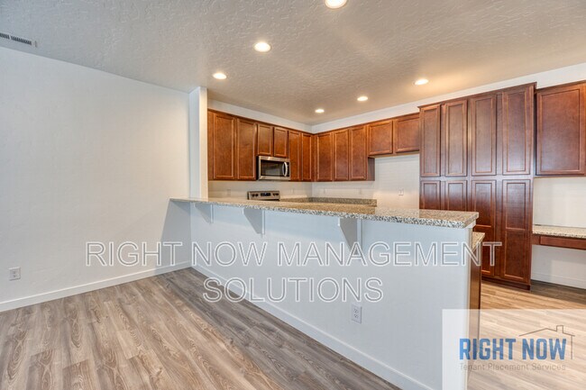 Building Photo - 5505 E Bollo St