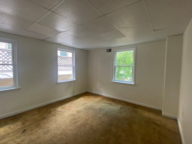 Building Photo - Charming 3 bedroom home in York, PA!