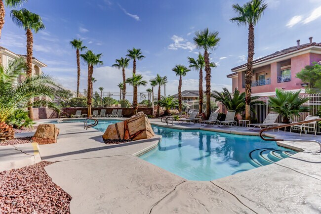 Community Pool - 10525 Autumn Pine Ave