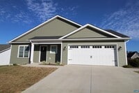 Building Photo - 147 Langley Dr