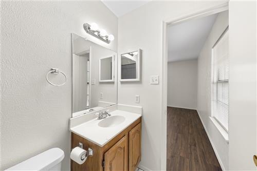 Building Photo - 4626 Larner St