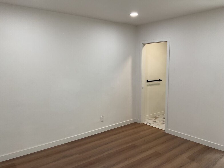 Building Photo - 13264 2nd St