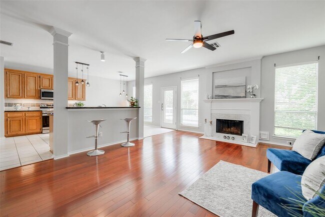 Building Photo - 12414 N Shadow Cove Dr